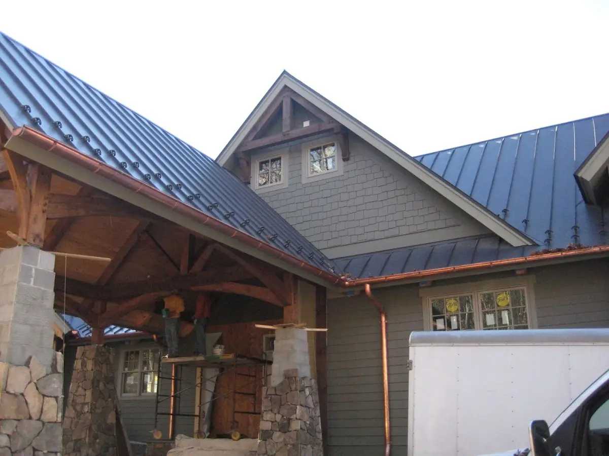 Craftsman Roofing team delivering quality roofing work in Inman